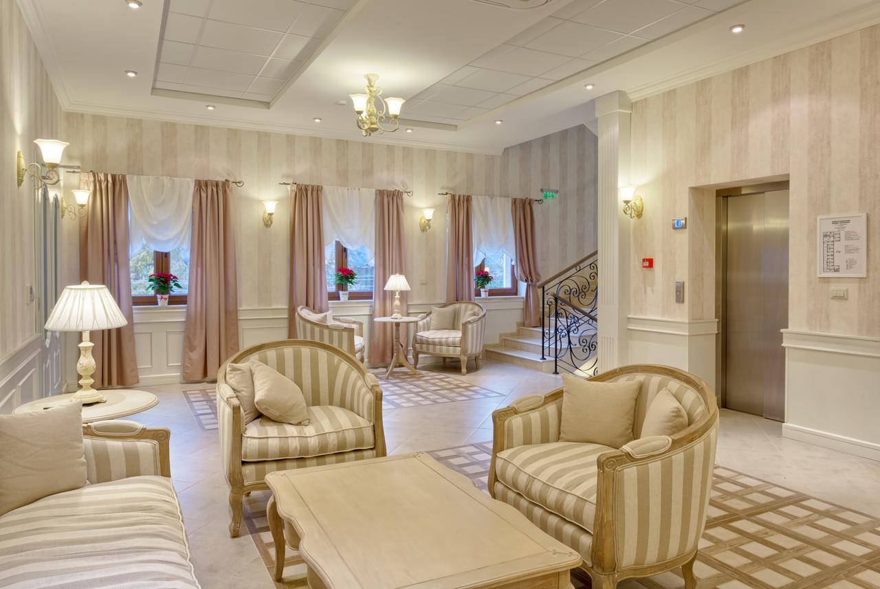 Midalidare Hotel & Spa Mogilovo Ngoại thất bức ảnh