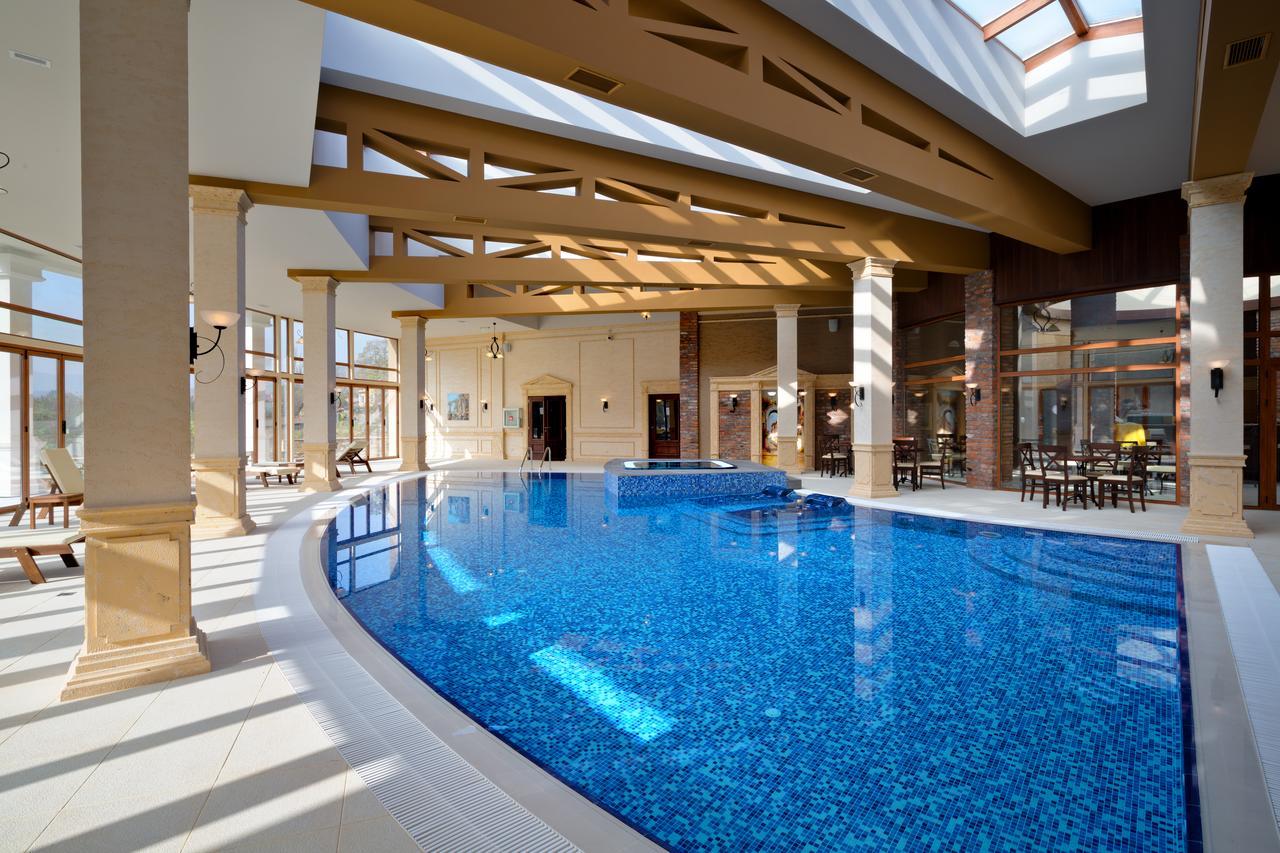 Midalidare Hotel & Spa Mogilovo Ngoại thất bức ảnh